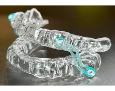 Oral appliance mouthguard for sleep apnea